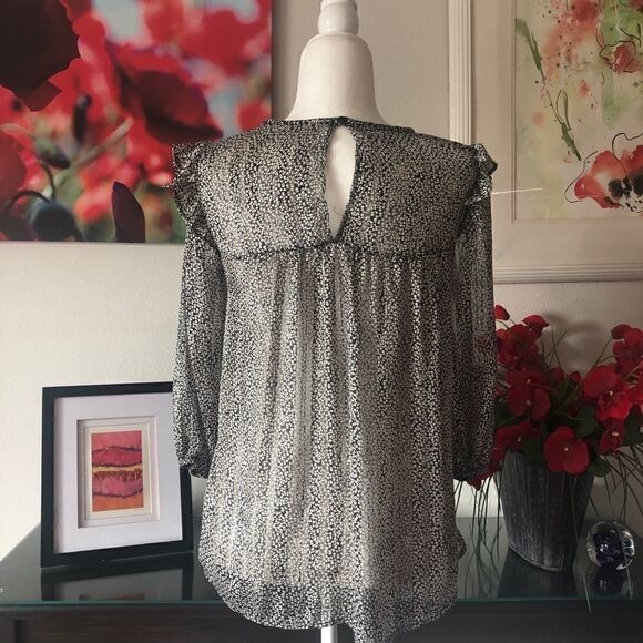 Black and White Ruffled See through Small Flowers Ruffled Top S - Picture 2 of 8